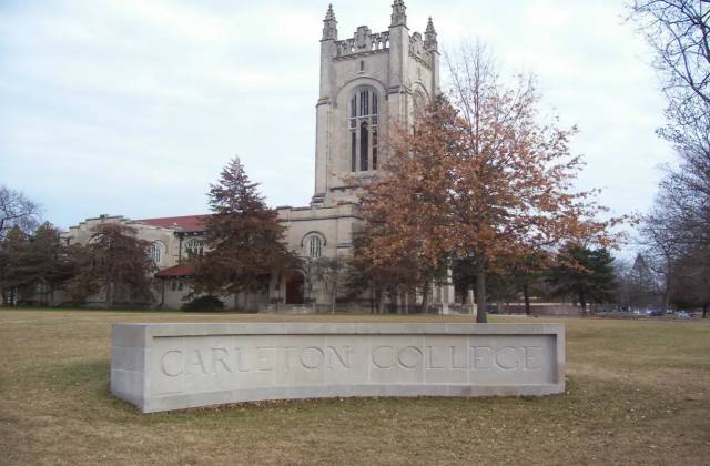 加拿大卡尔顿大学申请条件和申请材料