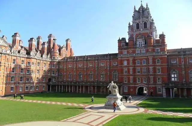 英国伦敦大学学院学费和生活费要花费多少?